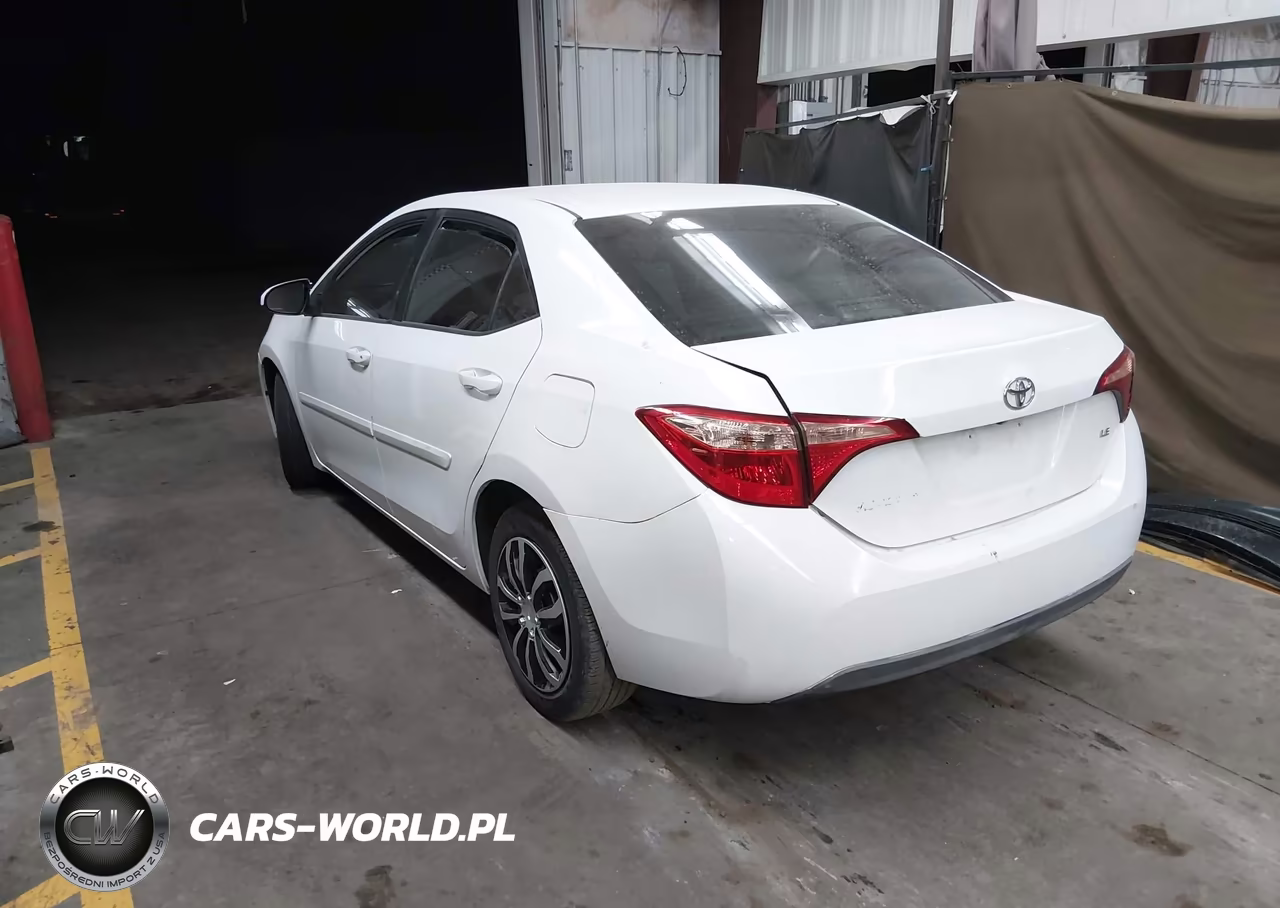 2019 Toyota Corolla Le VIN:2T1BURHE9KC180069 - 3