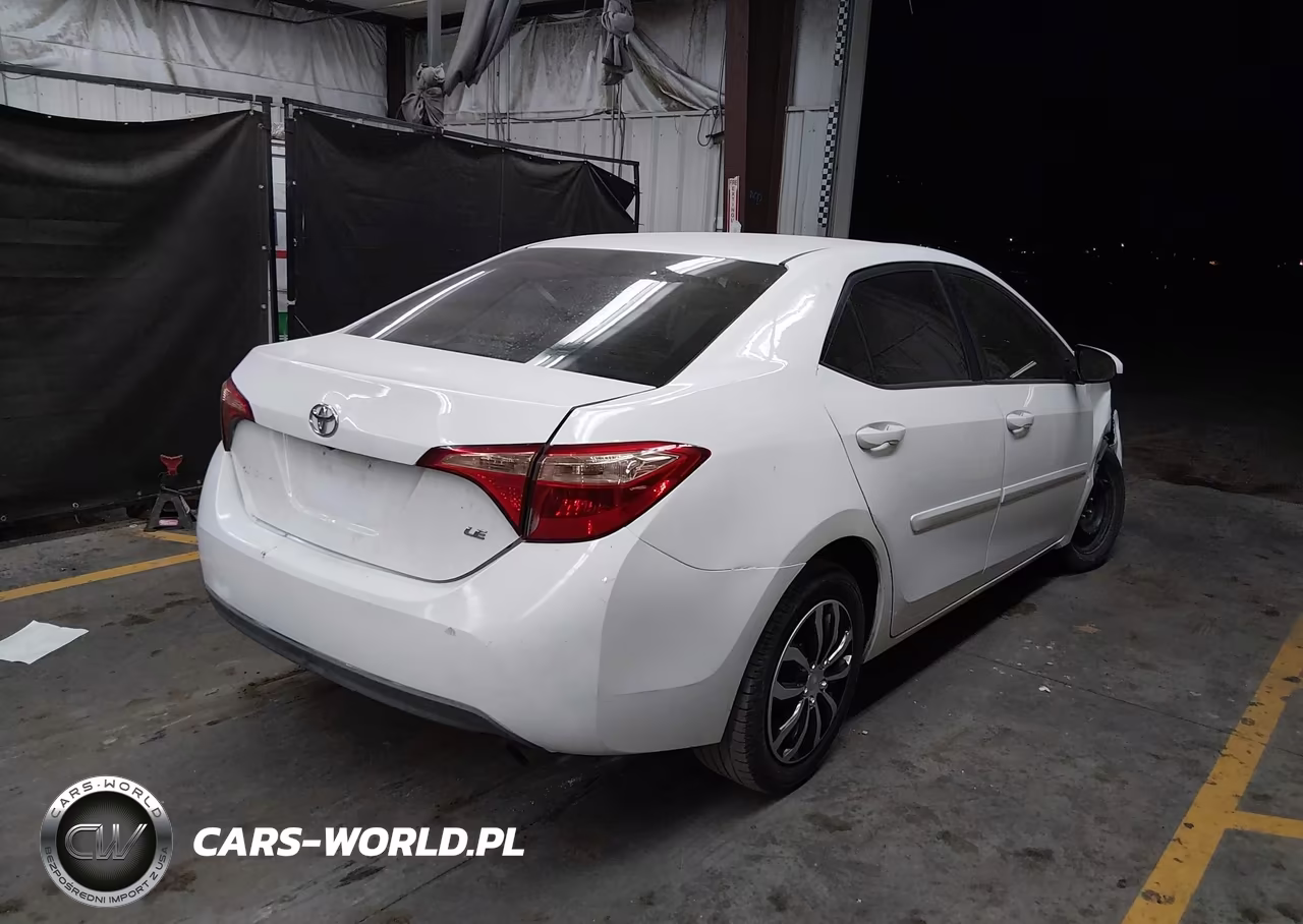 2019 Toyota Corolla Le VIN:2T1BURHE9KC180069 - 4