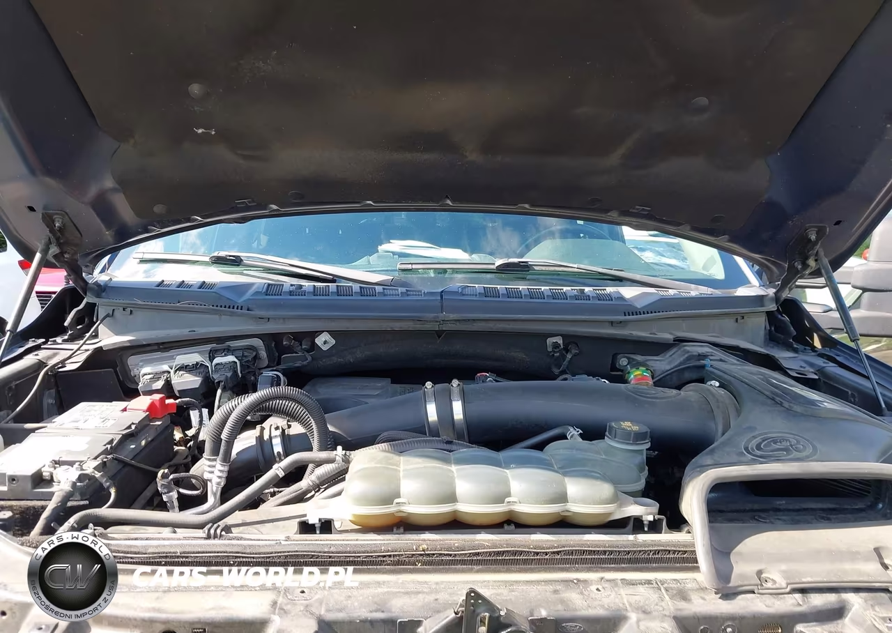 2019 Ford F-150 Xlt VIN:1FTEW1E19KFC76043 - 10