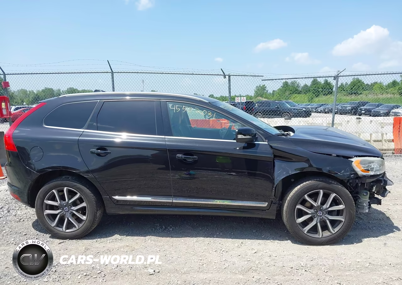 2017 Volvo Xc60 T6 Dynamic VIN:YV449MRR7H2189016 - 14