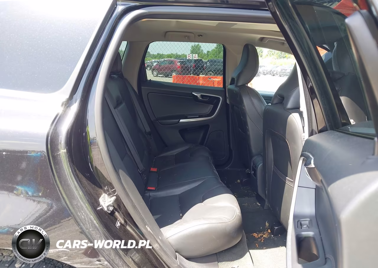 2017 Volvo Xc60 T6 Dynamic VIN:YV449MRR7H2189016 - 8