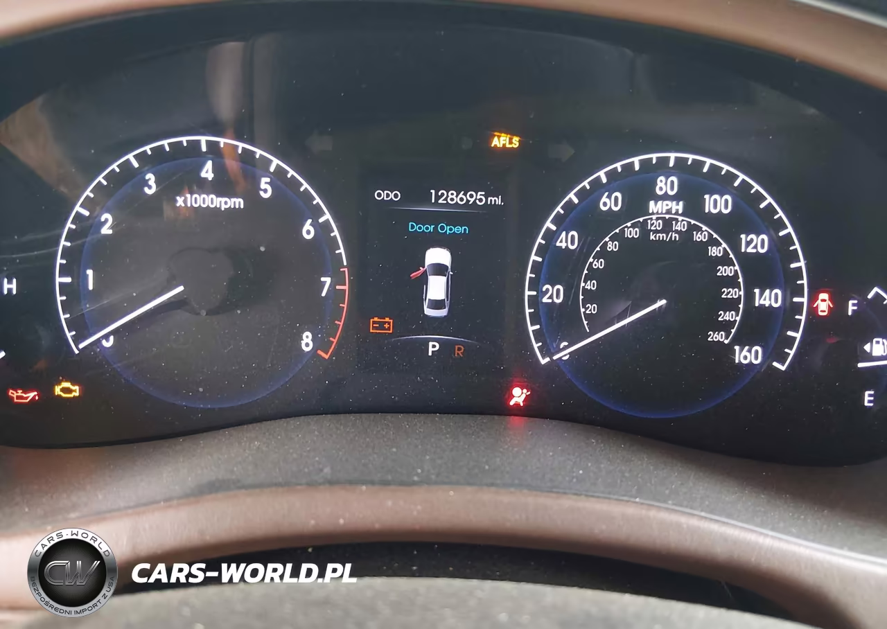 2013 Hyundai Genesis 3.8 VIN:KMHGC4DD2DU242163 - 7