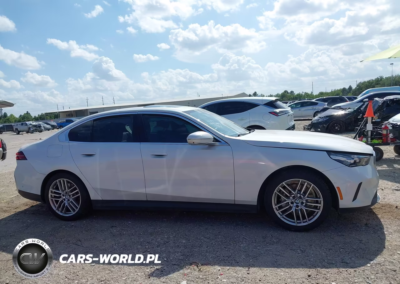 2024 BMW 530I VIN:WBA43FJ05RCR64256 - 13
