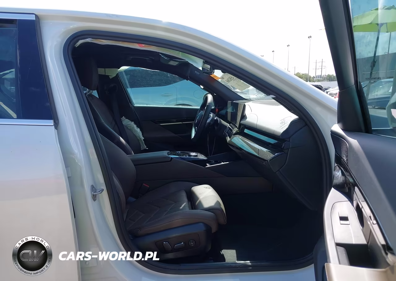 2024 BMW 530I VIN:WBA43FJ05RCR64256 - 5