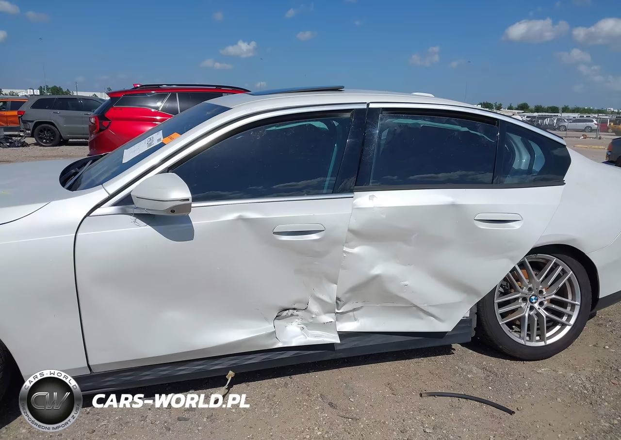 2024 BMW 530I VIN:WBA43FJ05RCR64256 - 6