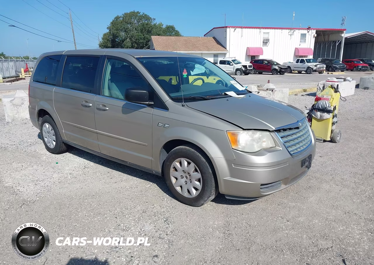 2009 Chrysler Town & Country Lx