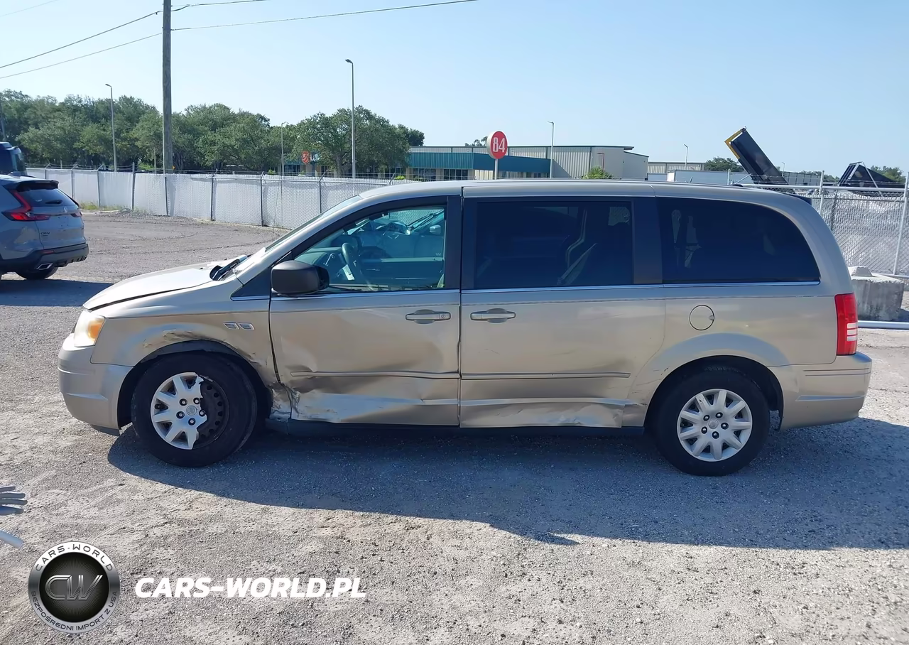 2009 Chrysler Town & Country Lx VIN:2A8HR44E49R644439 - 14