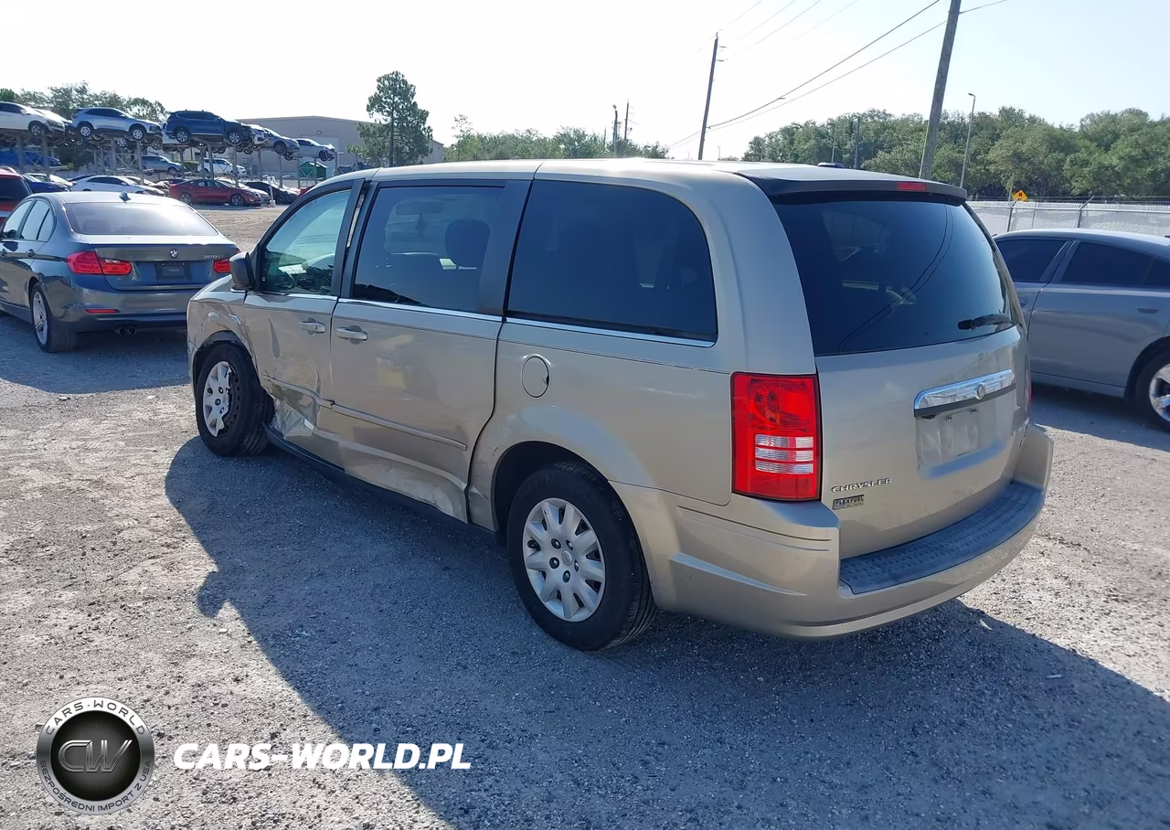 2009 Chrysler Town & Country Lx VIN:2A8HR44E49R644439 - 3