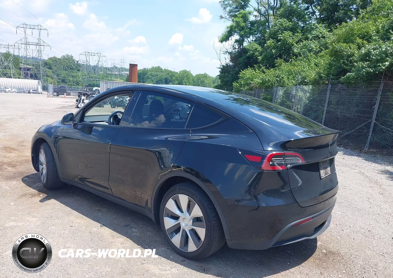 2022 Tesla Model Y Long Range Dual Motor All-Wheel Drive VIN:7SAYGDEEXNF309688 - 3