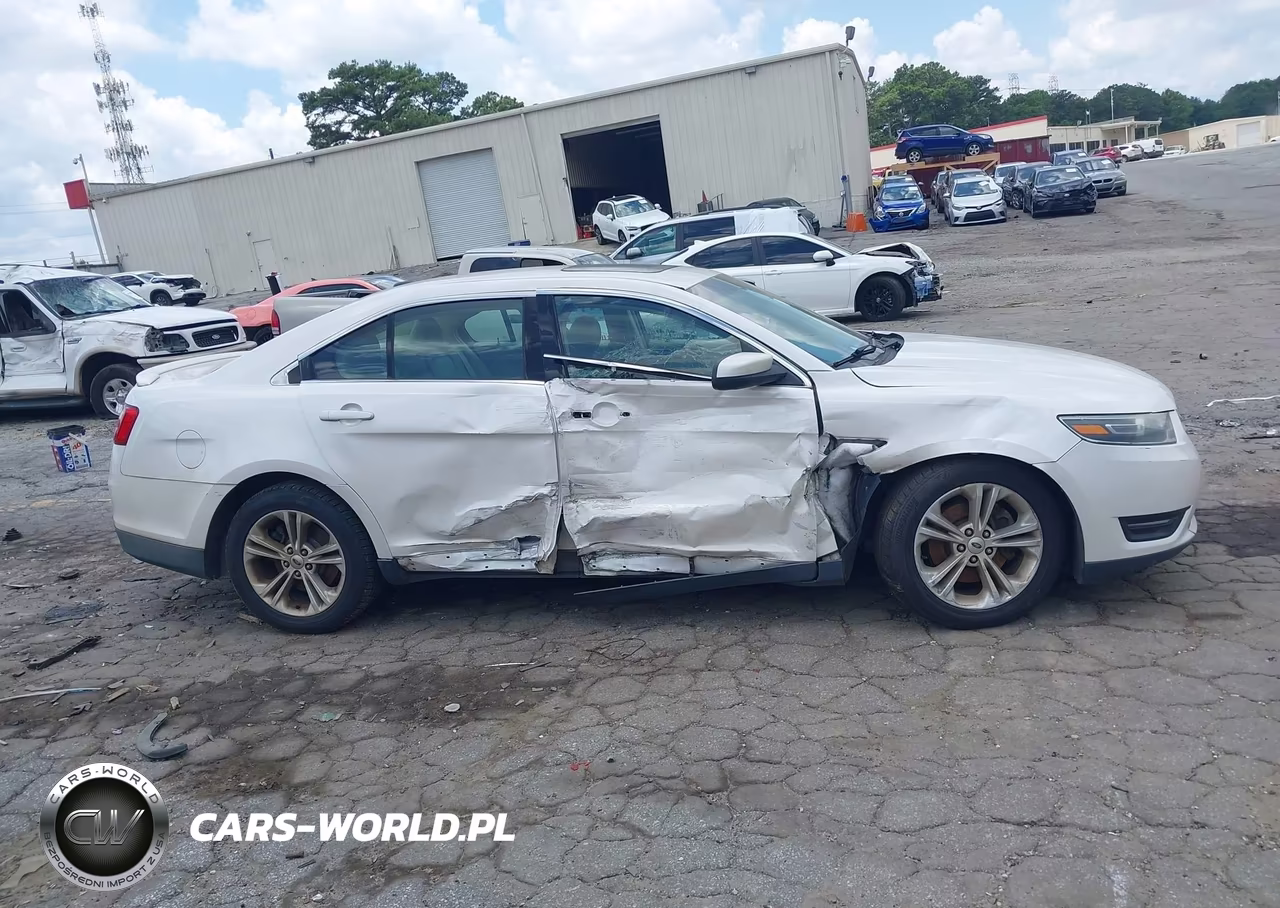 2015 Ford Taurus Sel VIN:1FAHP2E82FG148004 - 13