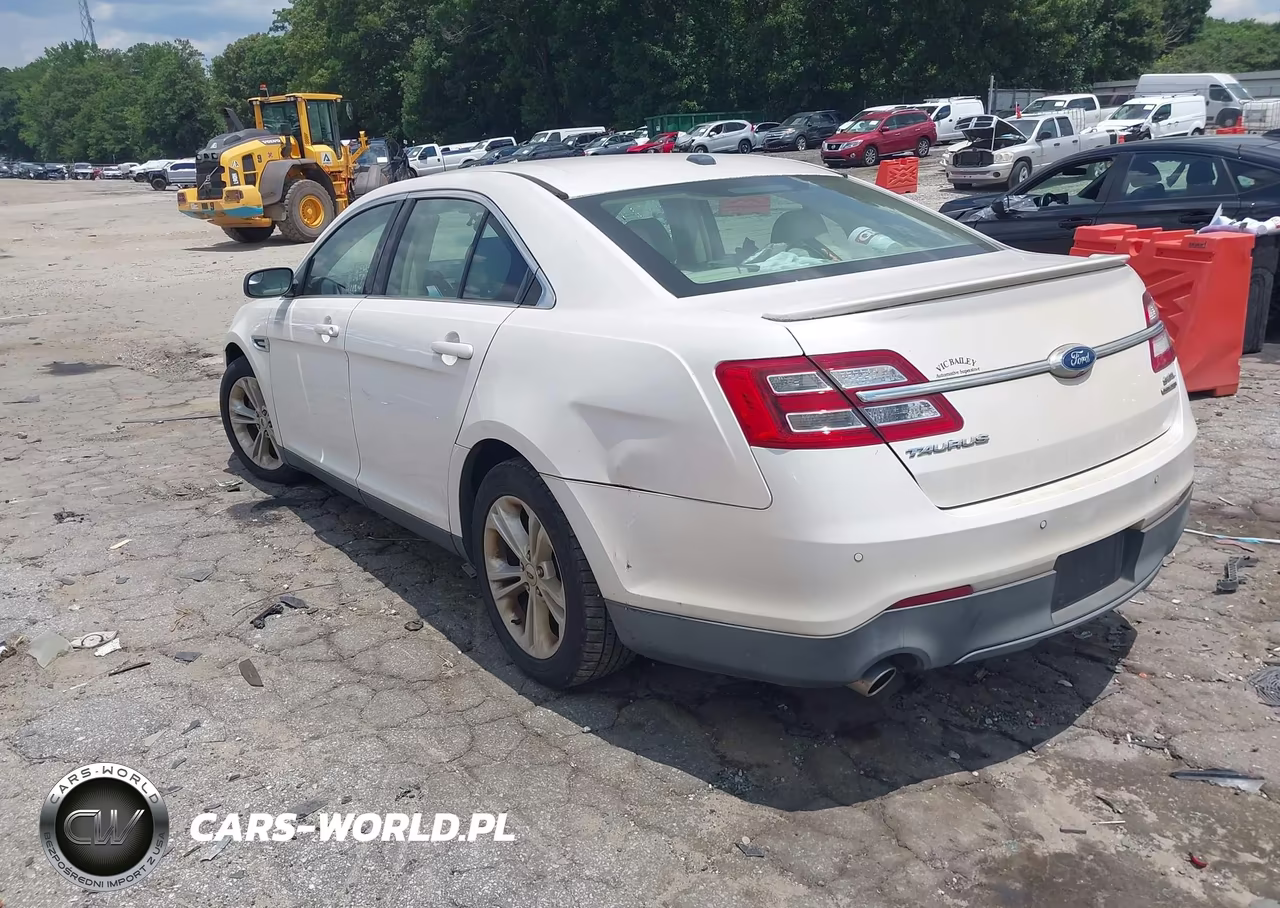 2015 Ford Taurus Sel VIN:1FAHP2E82FG148004 - 3