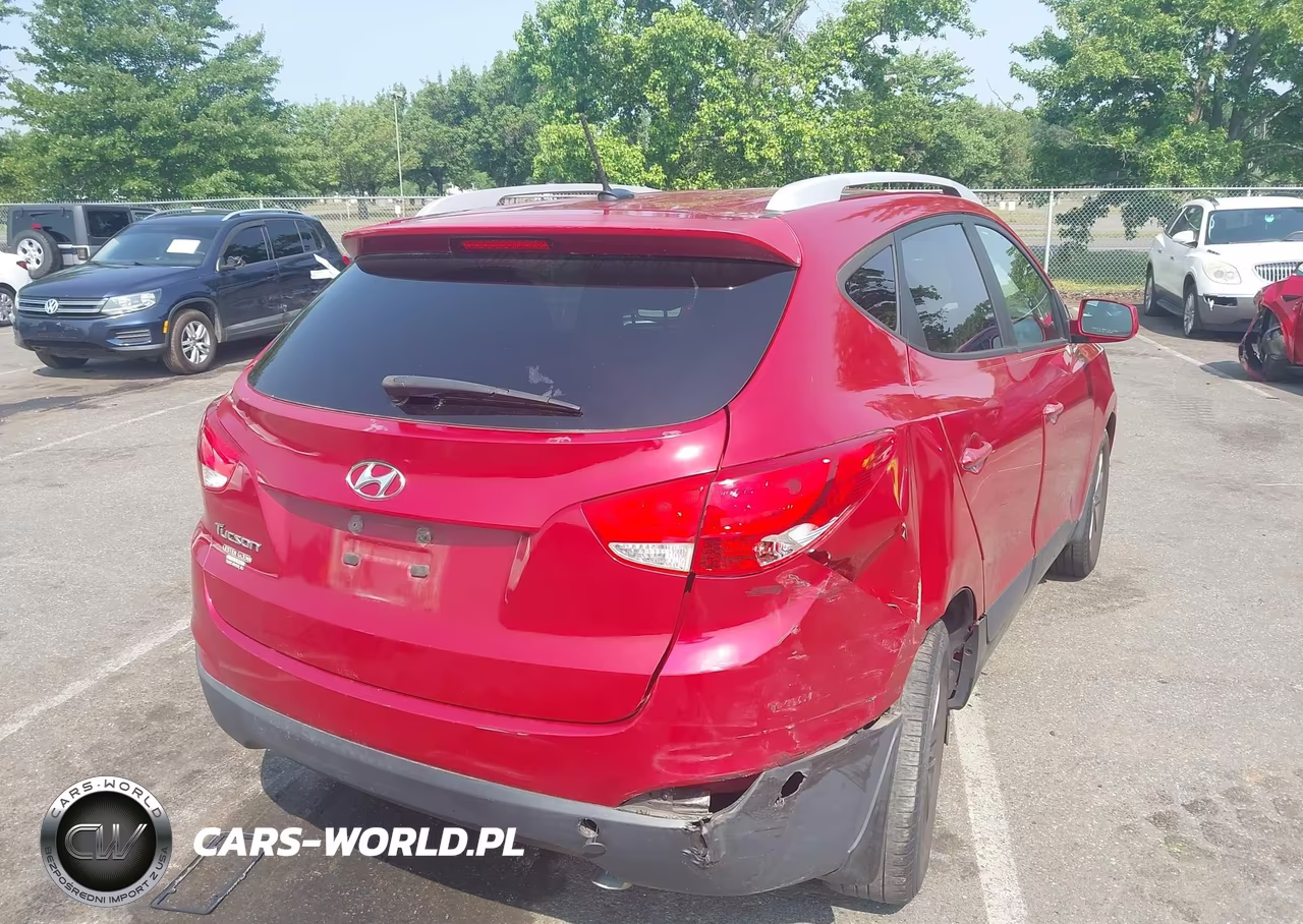 2014 Hyundai Tucson Se VIN:KM8JU3AG9EU871643 - 4