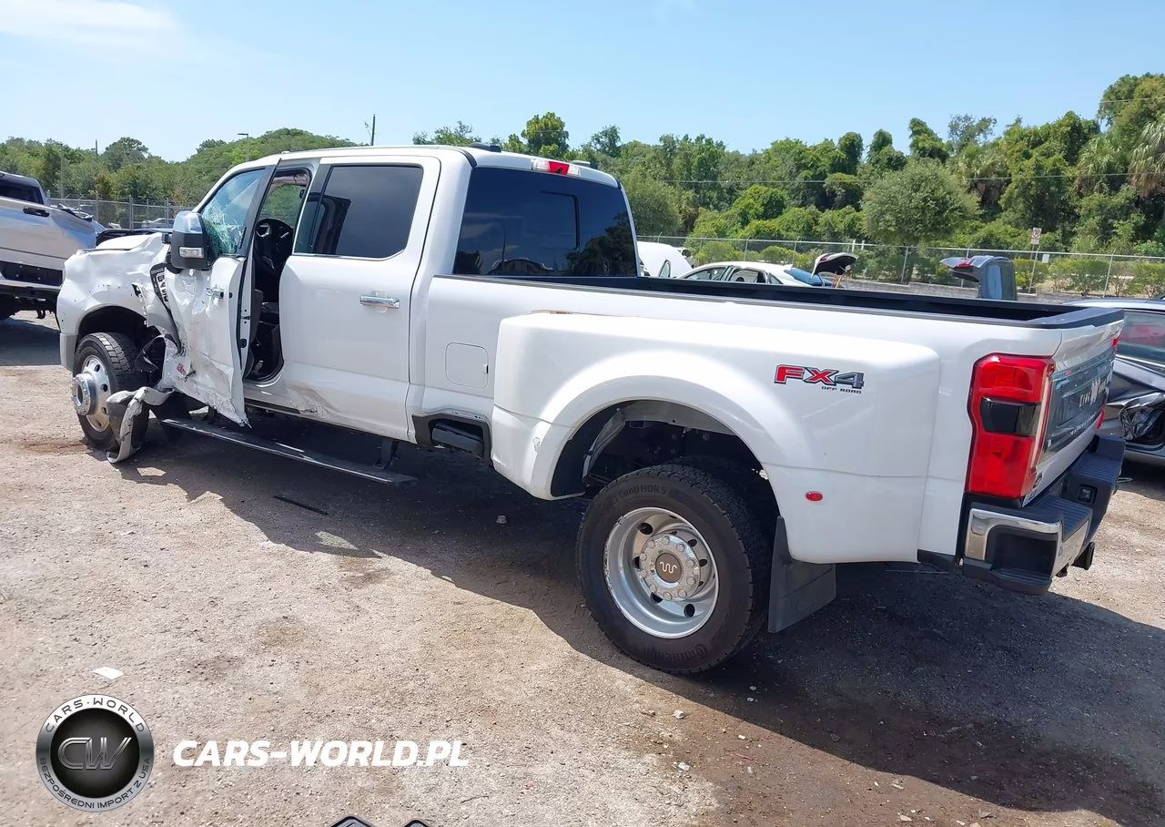 2024 Ford F-450 King Ranch-Lariat-Limited-Platinum-Xl-Xlt VIN:1FT8W4DM3REE92707 - 3