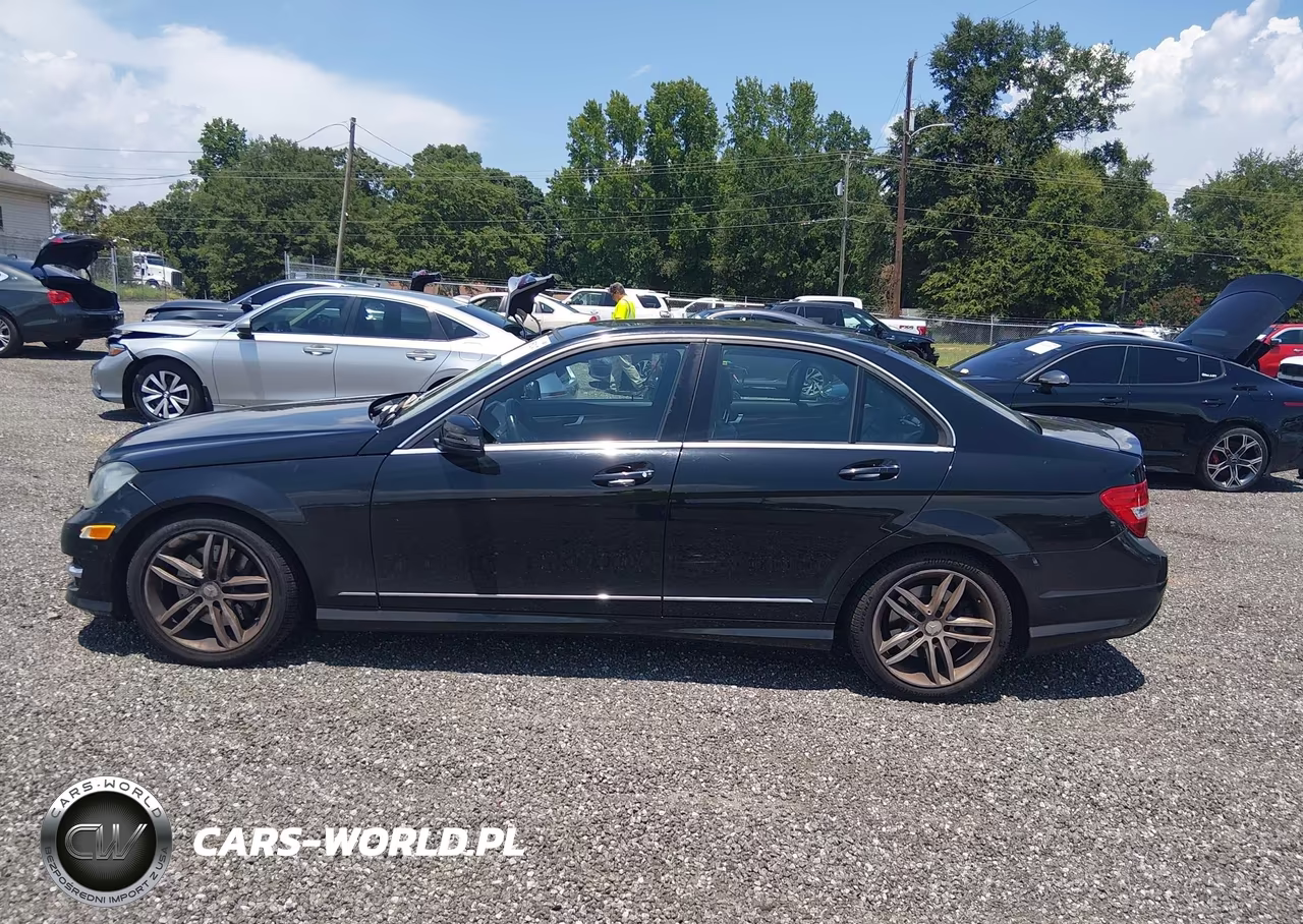 2014 Mercedes-Benz C 300 Sport 4Matic VIN:WDDGF8AB4EA953247 - 15