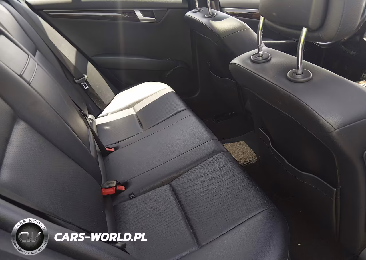 2014 Mercedes-Benz C 300 Sport 4Matic VIN:WDDGF8AB4EA953247 - 8