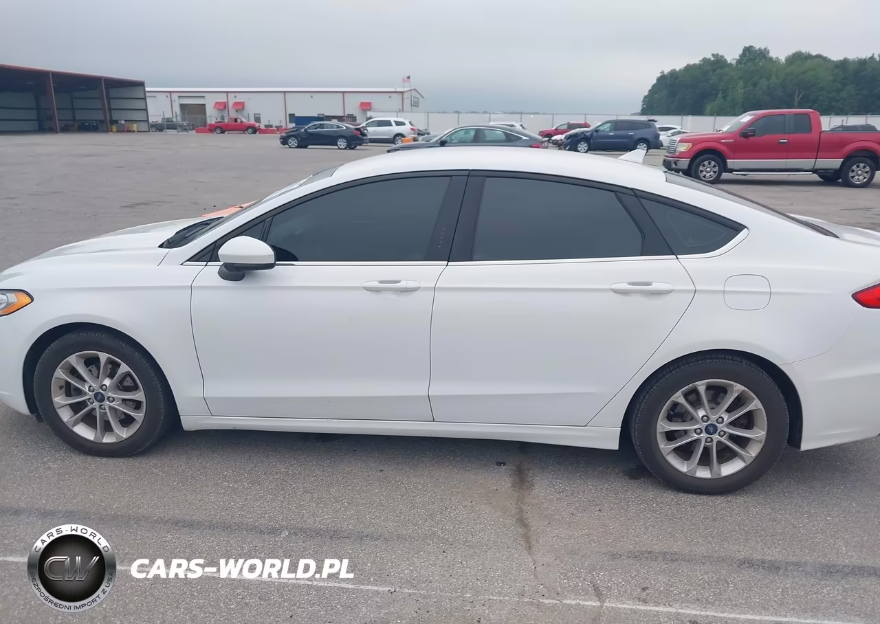 2019 Ford Fusion Se VIN:3FA6P0HD2KR145952 - 14