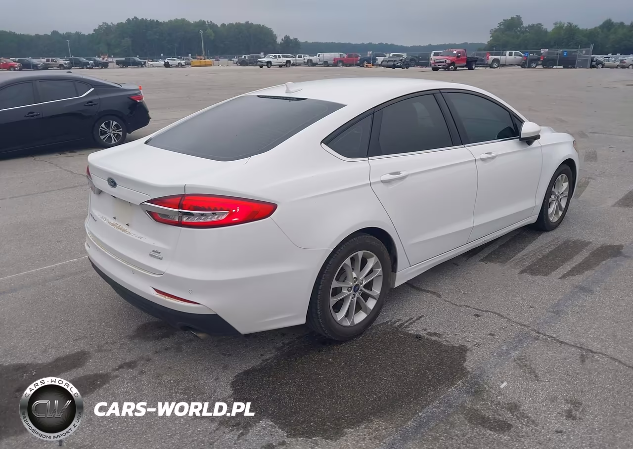 2019 Ford Fusion Se VIN:3FA6P0HD2KR145952 - 4