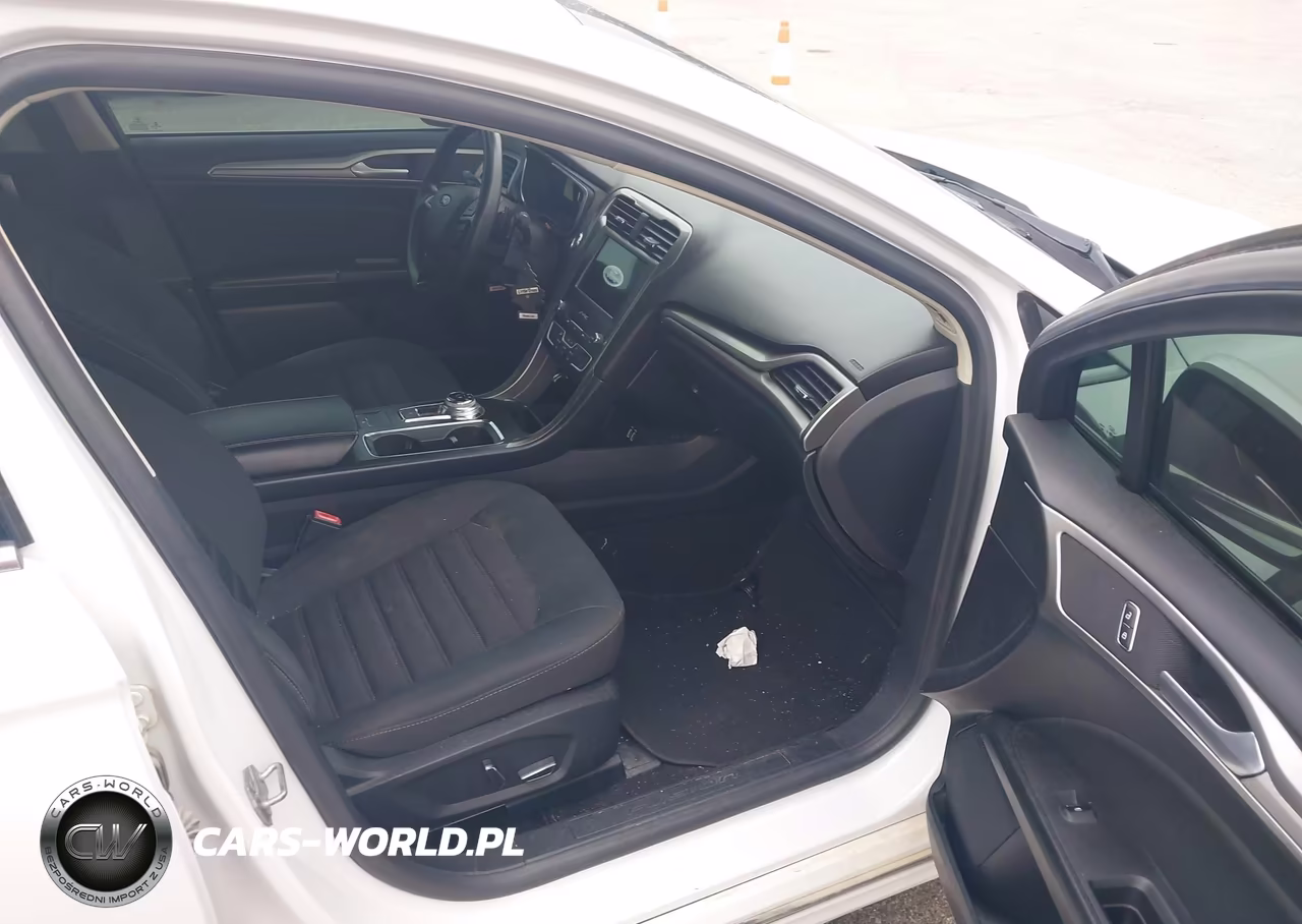 2019 Ford Fusion Se VIN:3FA6P0HD2KR145952 - 5