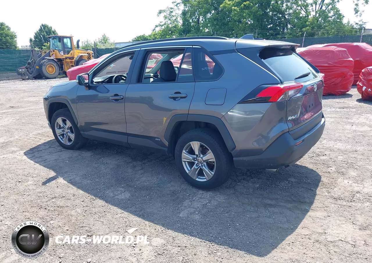 2025 Toyota Rav4 Hybrid Xle VIN:4T3RWRFV6SU175932 - 3