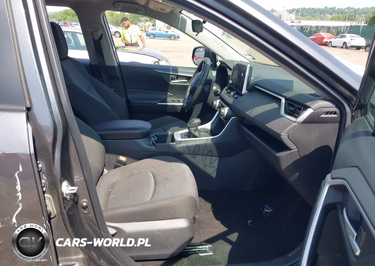 2025 Toyota Rav4 Hybrid Xle VIN:4T3RWRFV6SU175932 - 5