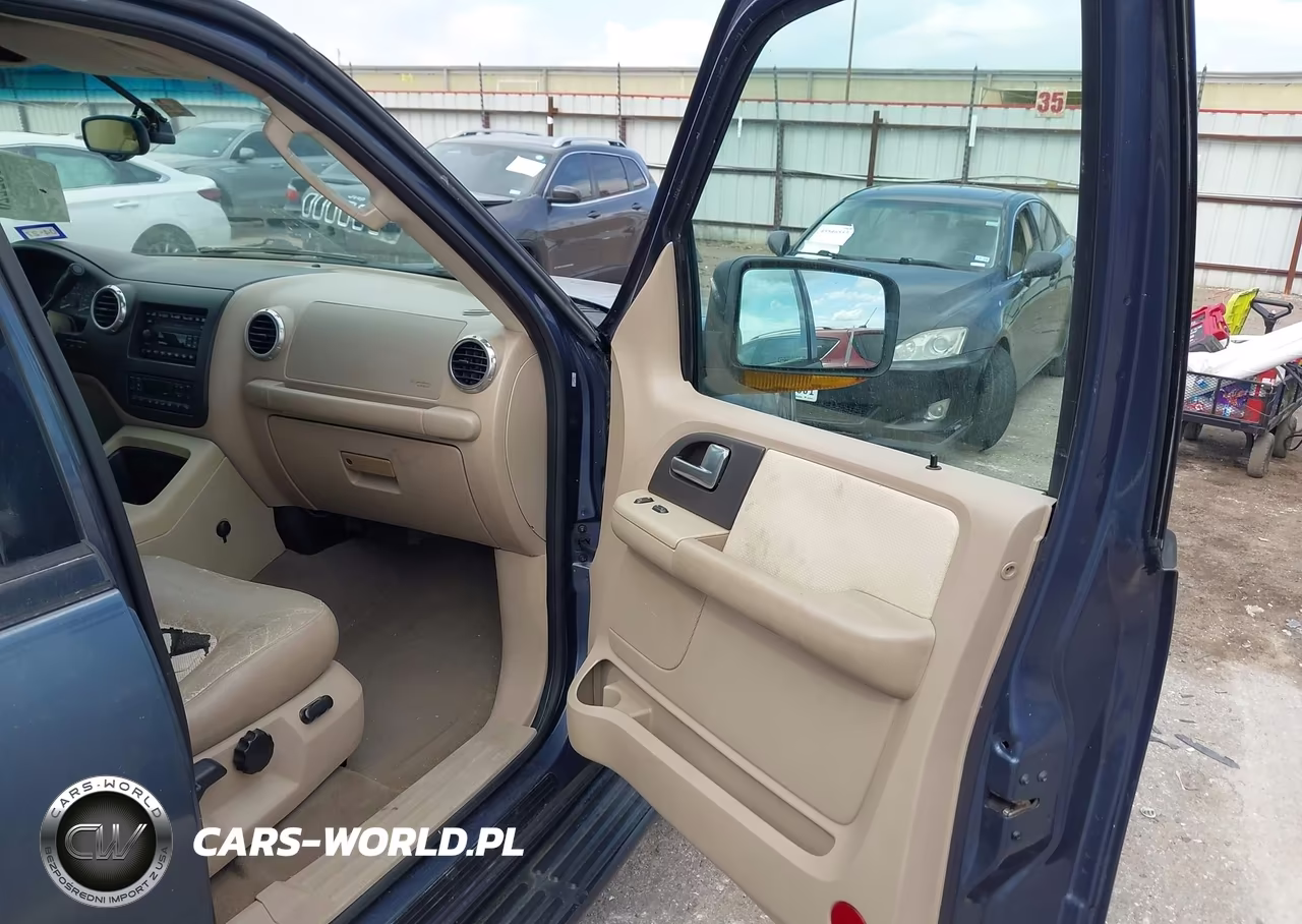 2003 Ford Expedition Eddie Bauer VIN:1FMRU17L63LA00505 - 5