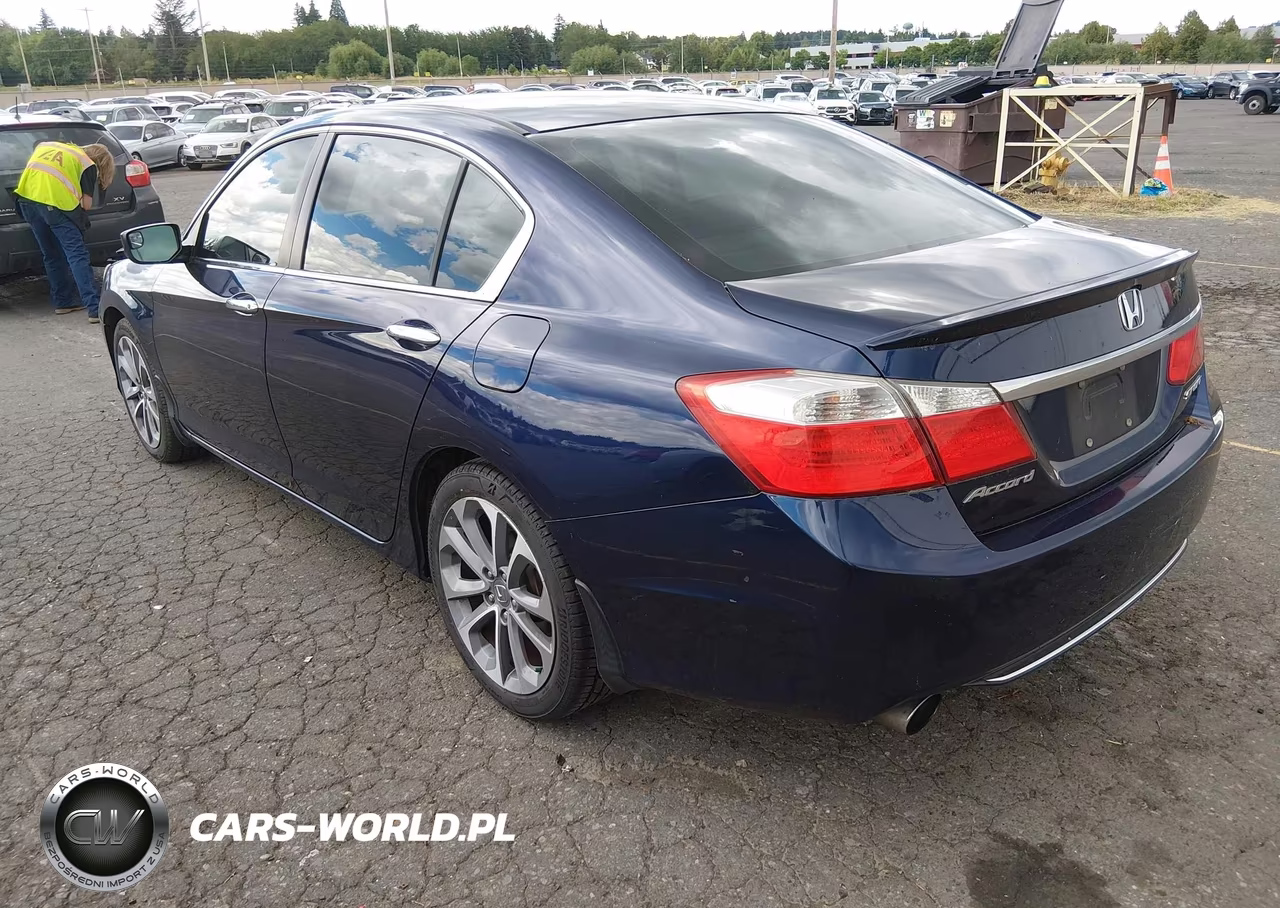 2014 Honda Accord Sport VIN:1HGCR2F52EA017080 - 3