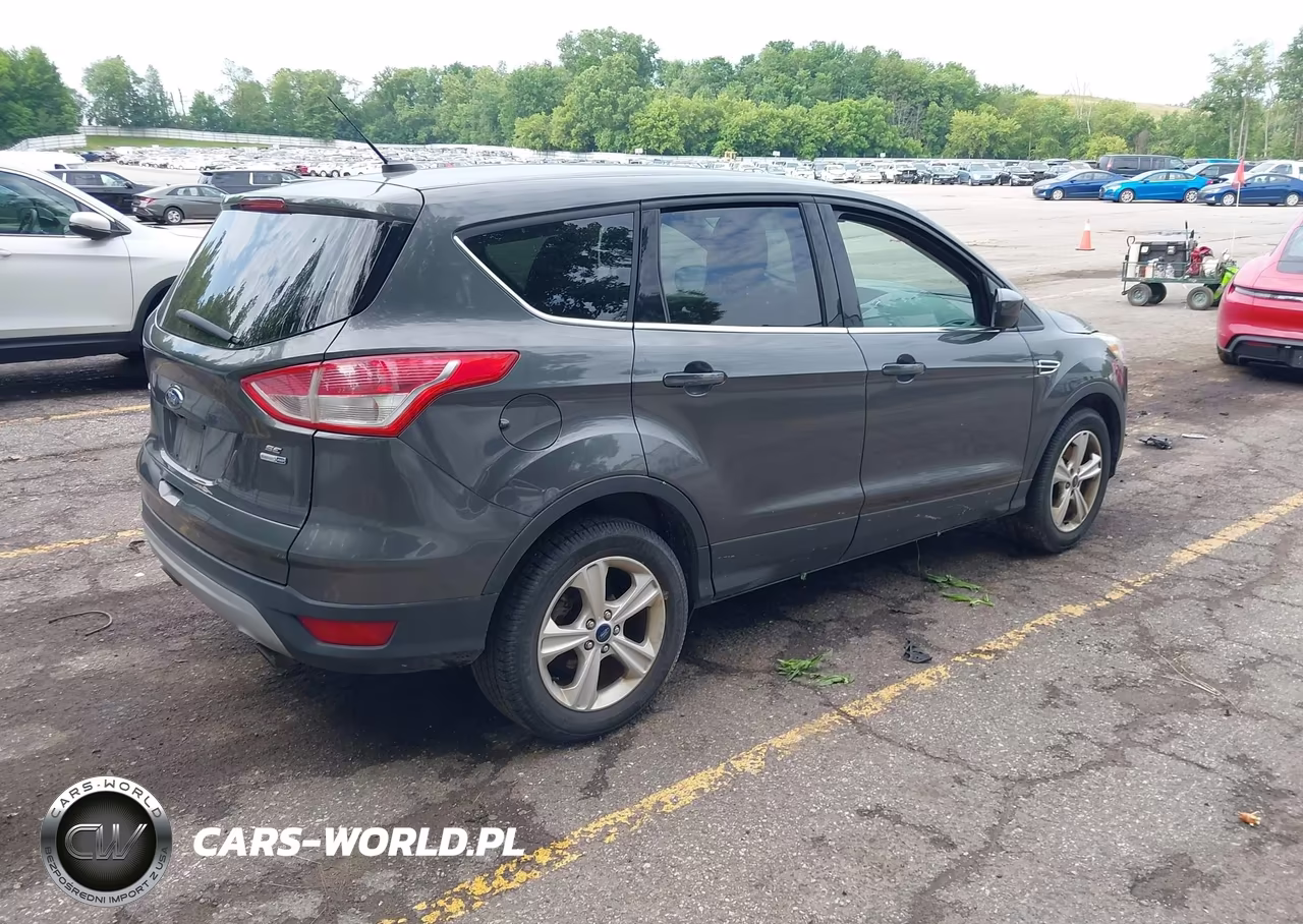 2016 Ford Escape Se VIN:1FMCU9GX8GUB06560 - 4