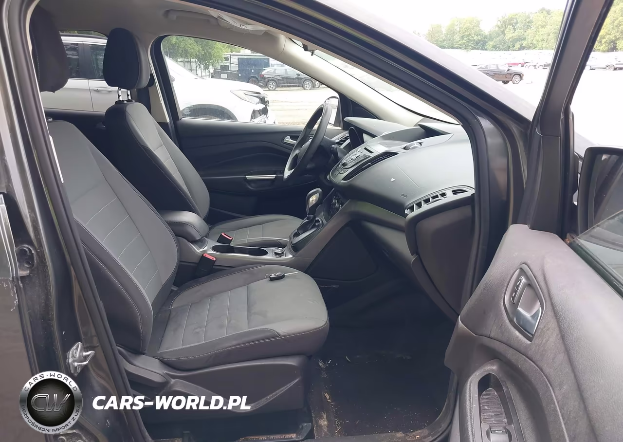 2016 Ford Escape Se VIN:1FMCU9GX8GUB06560 - 5