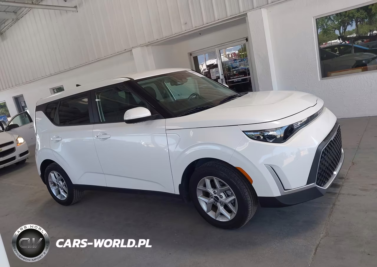 2023 Kia Soul S VIN:KNDJ23AUXP7867036 - 13