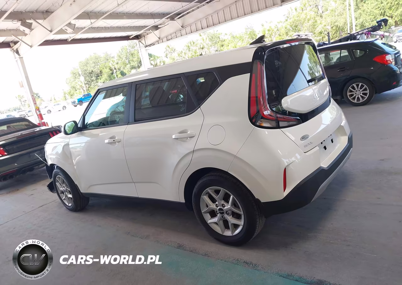 2023 Kia Soul S VIN:KNDJ23AUXP7867036 - 14