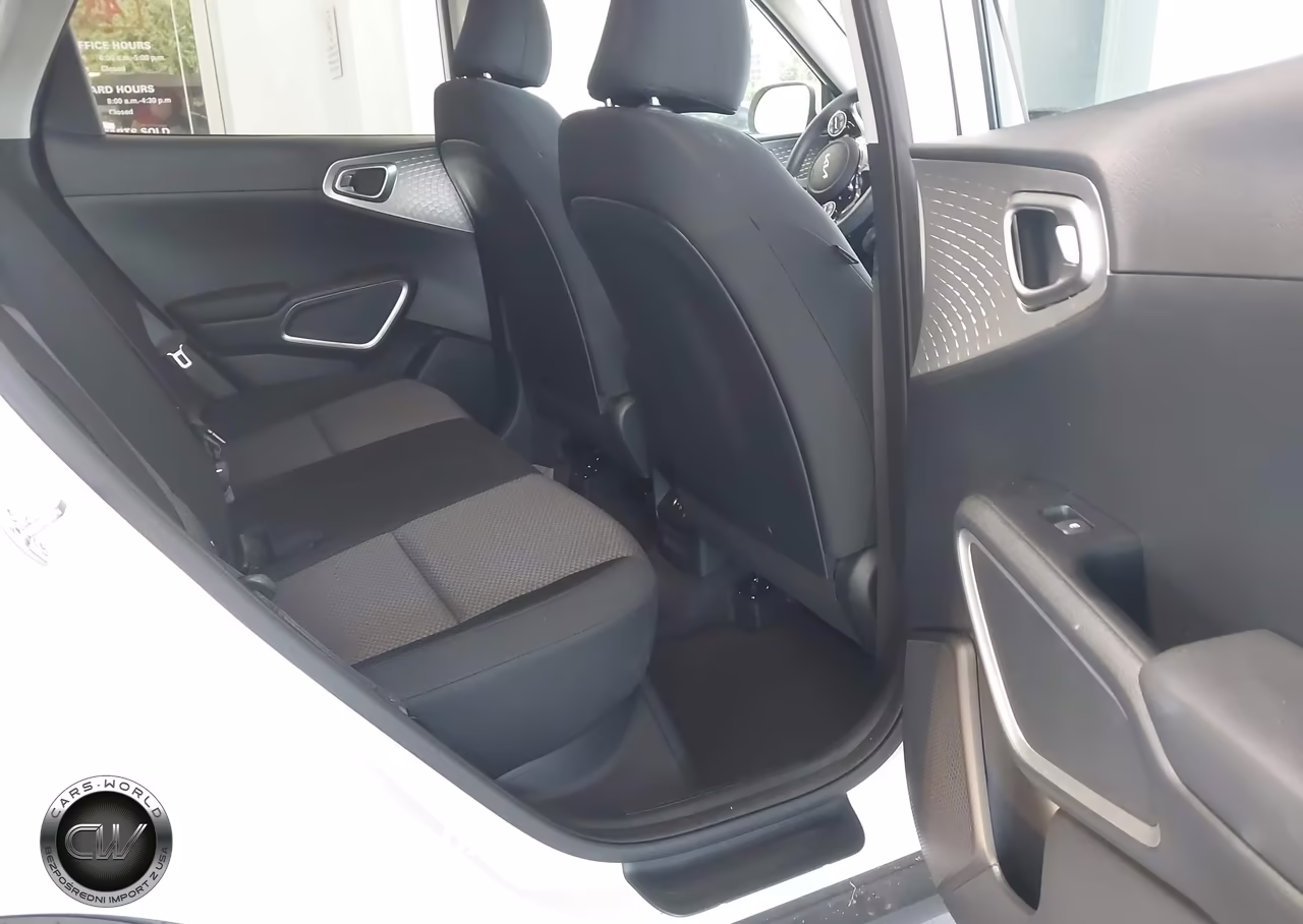 2023 Kia Soul S VIN:KNDJ23AUXP7867036 - 8