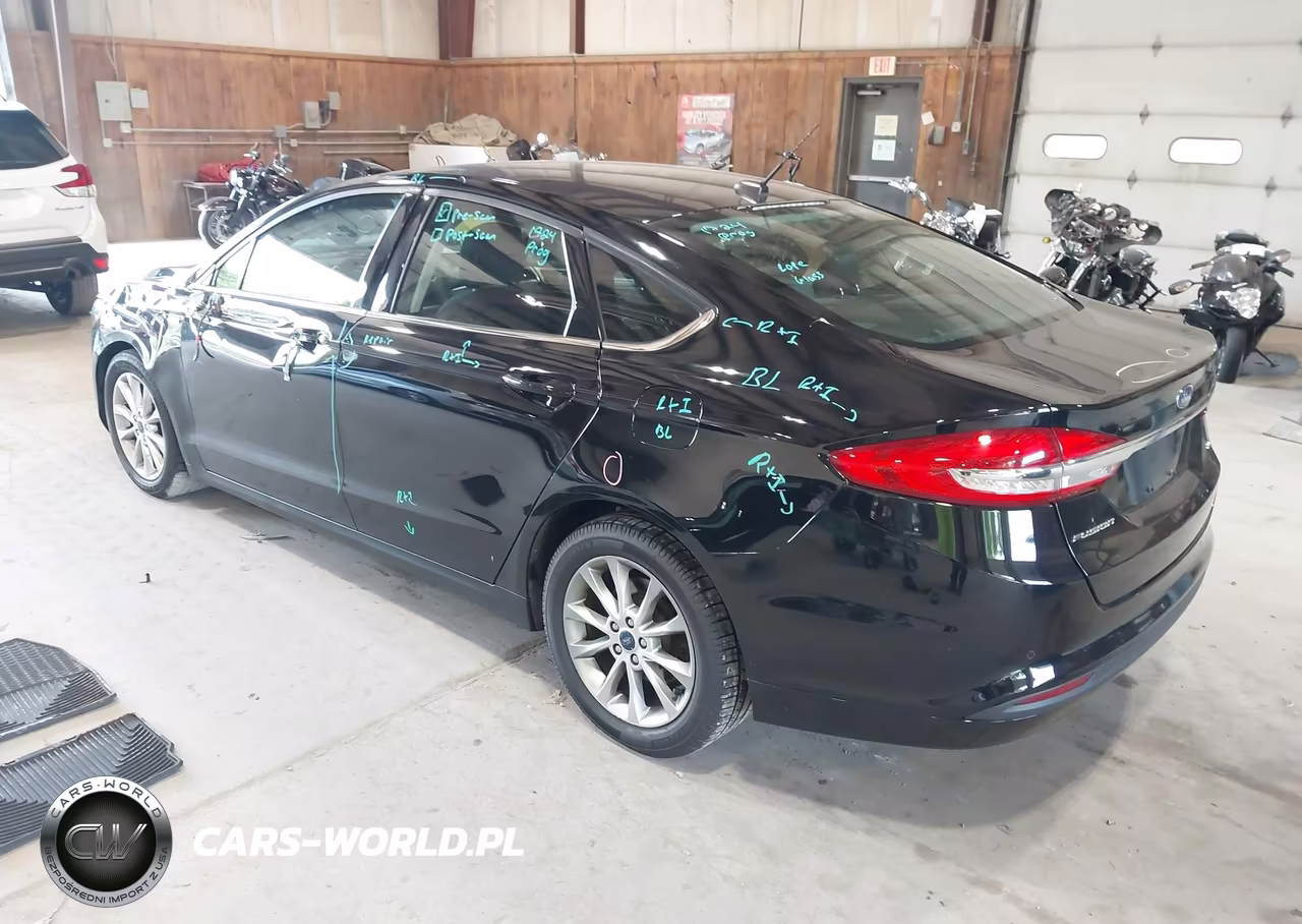 2017 Ford Fusion Se VIN:3FA6P0H7XHR103919 - 3