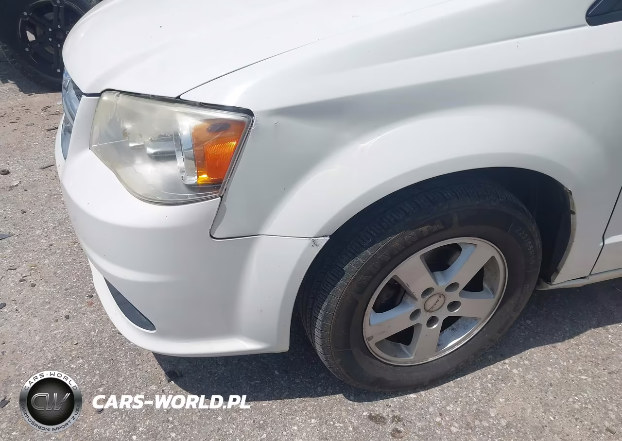 2012 Dodge Grand Caravan Sxt VIN:2C4RDGCG4CR405897 - 6