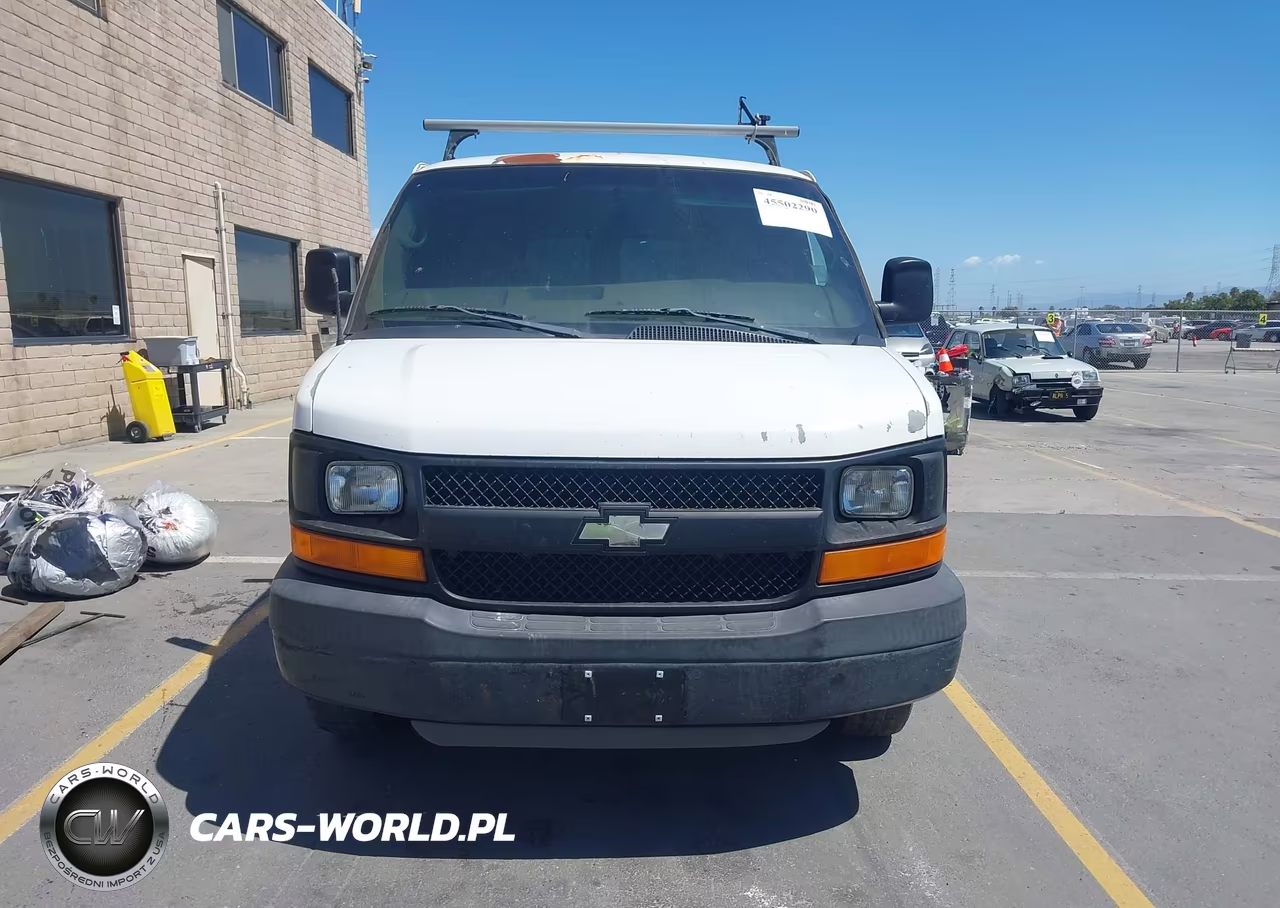 2008 Chevrolet Express Work Van VIN:1GCGG25C881210716 - 11
