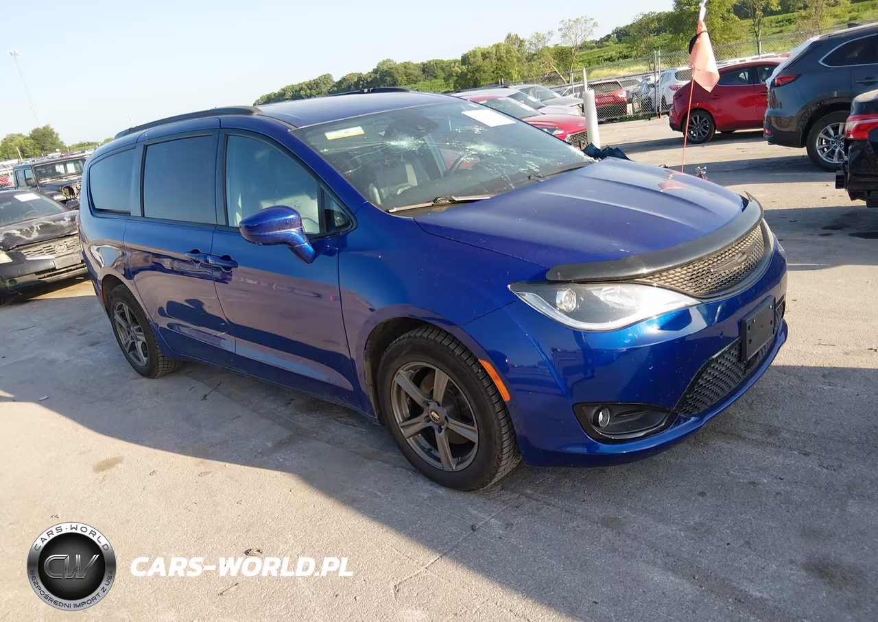 2020 Chrysler Pacifica Touring L Plus – zdjęcie 1 z 21