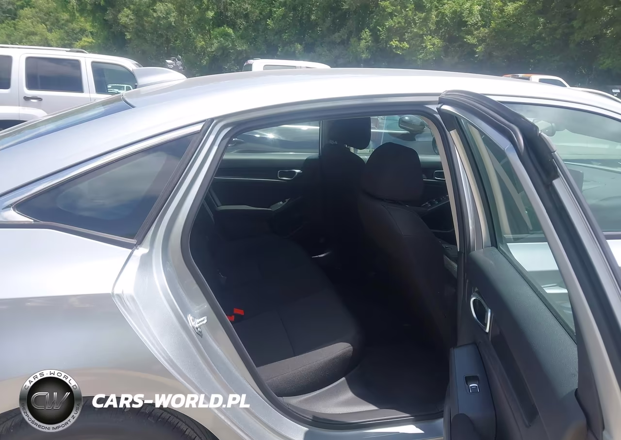 2026 Honda Civic Lx VIN:2HGFE2F23TH585481 - 8