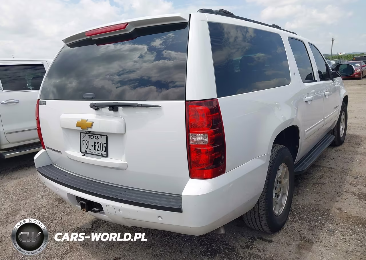 2014 Chevrolet Suburban Lt VIN:1GNSCJE02ER206493 - 4
