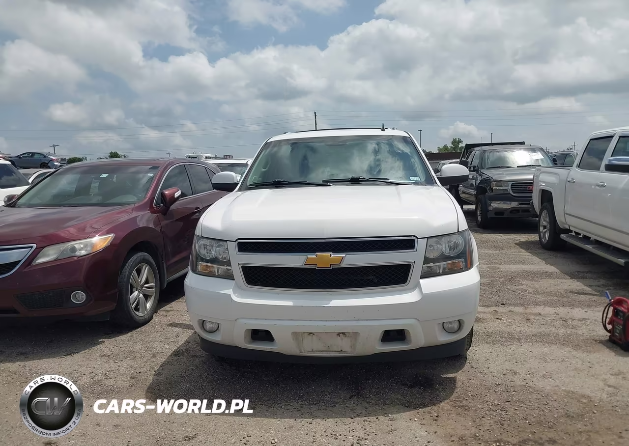 2014 Chevrolet Suburban Lt VIN:1GNSCJE02ER206493 - 6