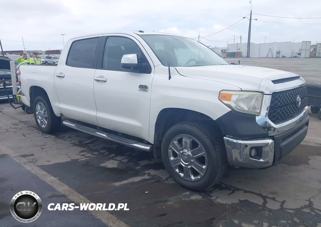 2016 Toyota Tundra Platinum 5.7L V8 – zdjęcie 1 z 16