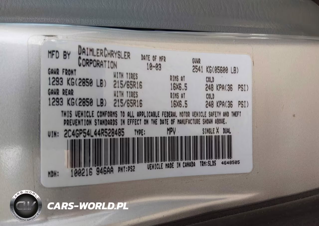 2004 Chrysler Town & Country Touring VIN:2C4GP54L44R528485 - 9