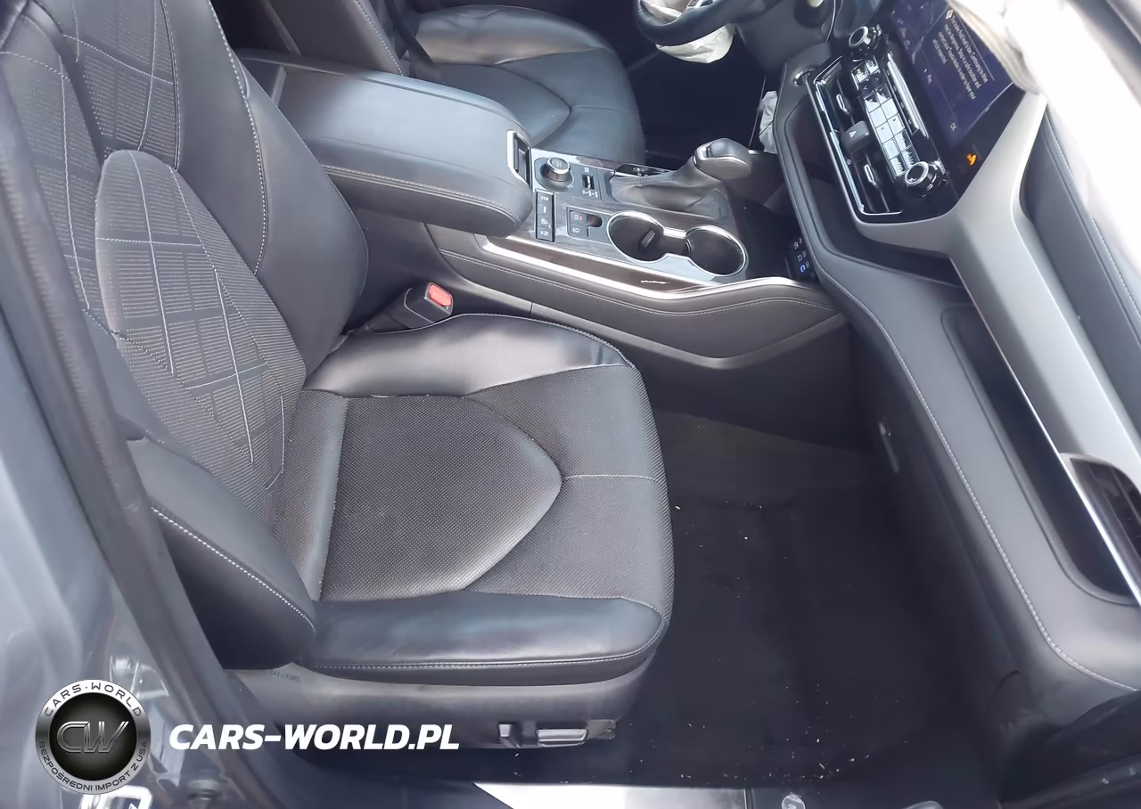 2022 Toyota Highlander Platinum VIN:5TDFZRBH9NS193390 - 5
