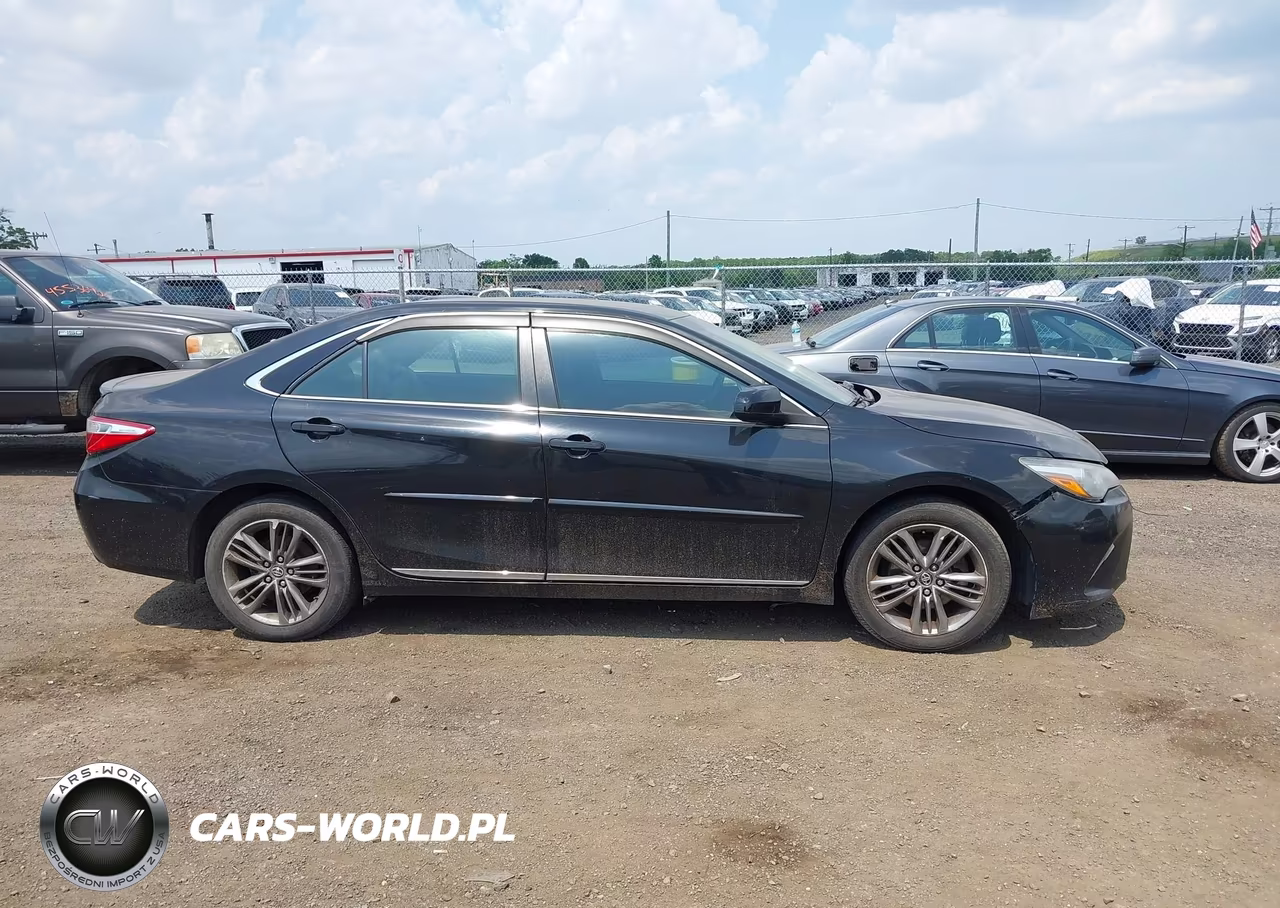 2017 Toyota Camry Se VIN:4T1BF1FK1HU689455 - 13