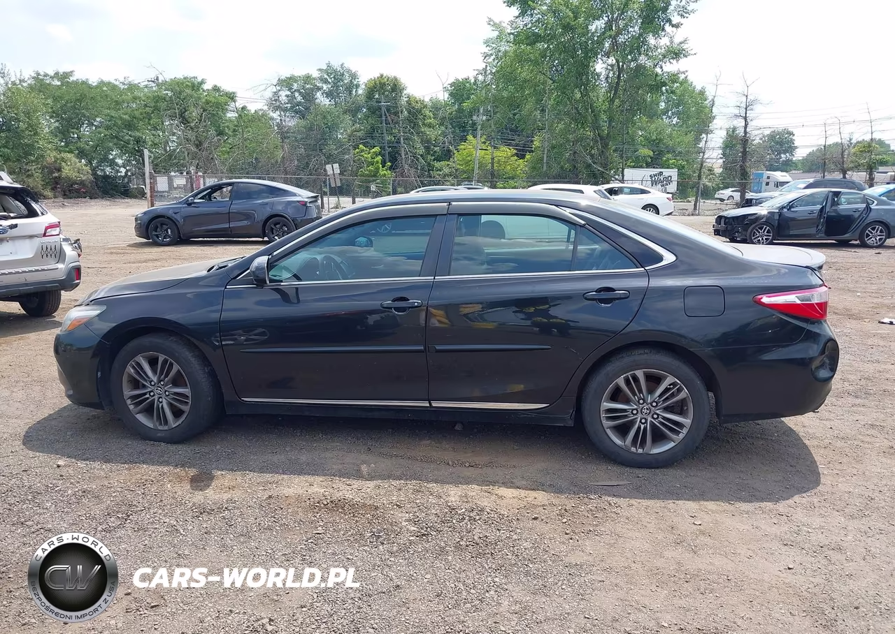 2017 Toyota Camry Se VIN:4T1BF1FK1HU689455 - 14
