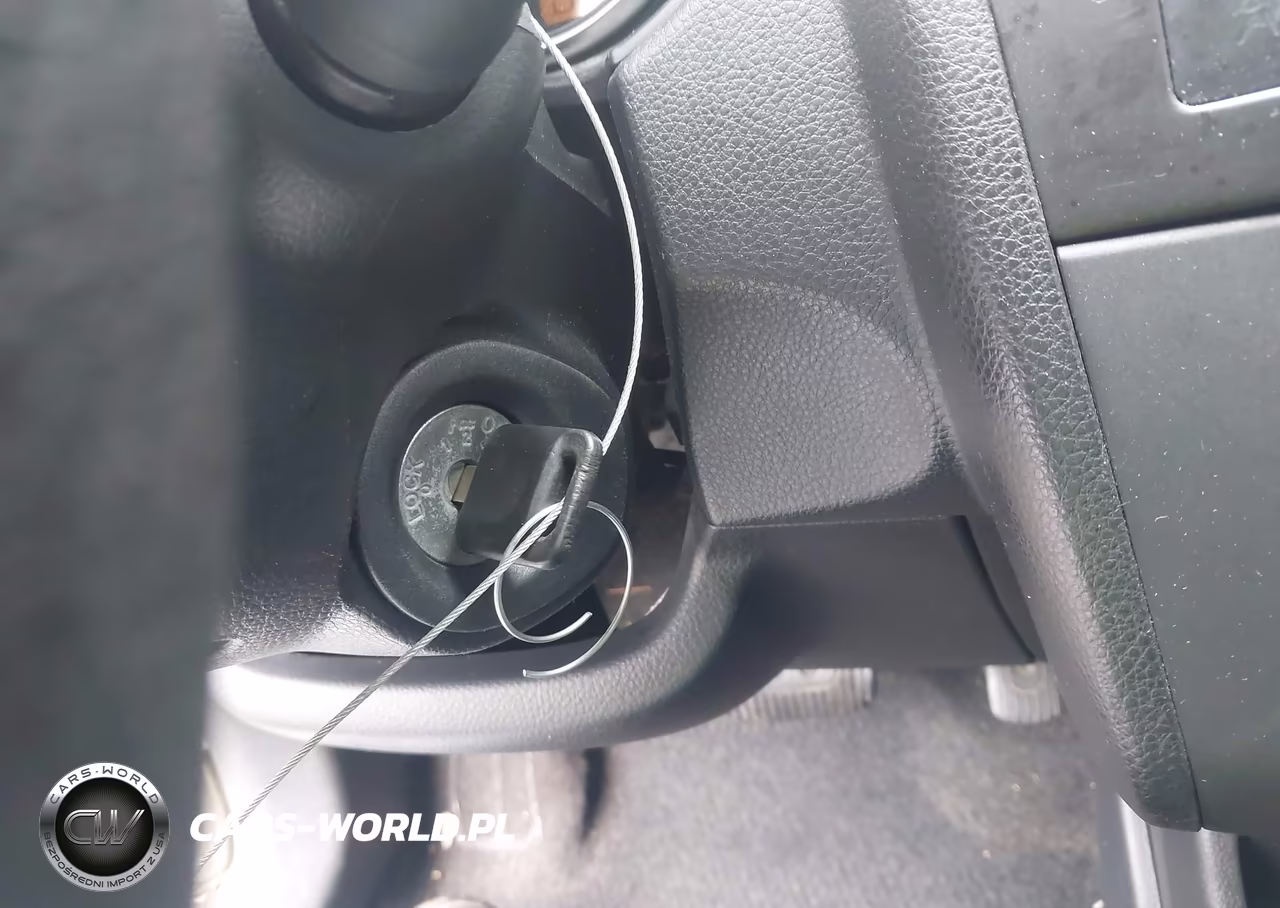 2008 Nissan Versa 1.8 S VIN:3N1BC11E38L384860 - 11