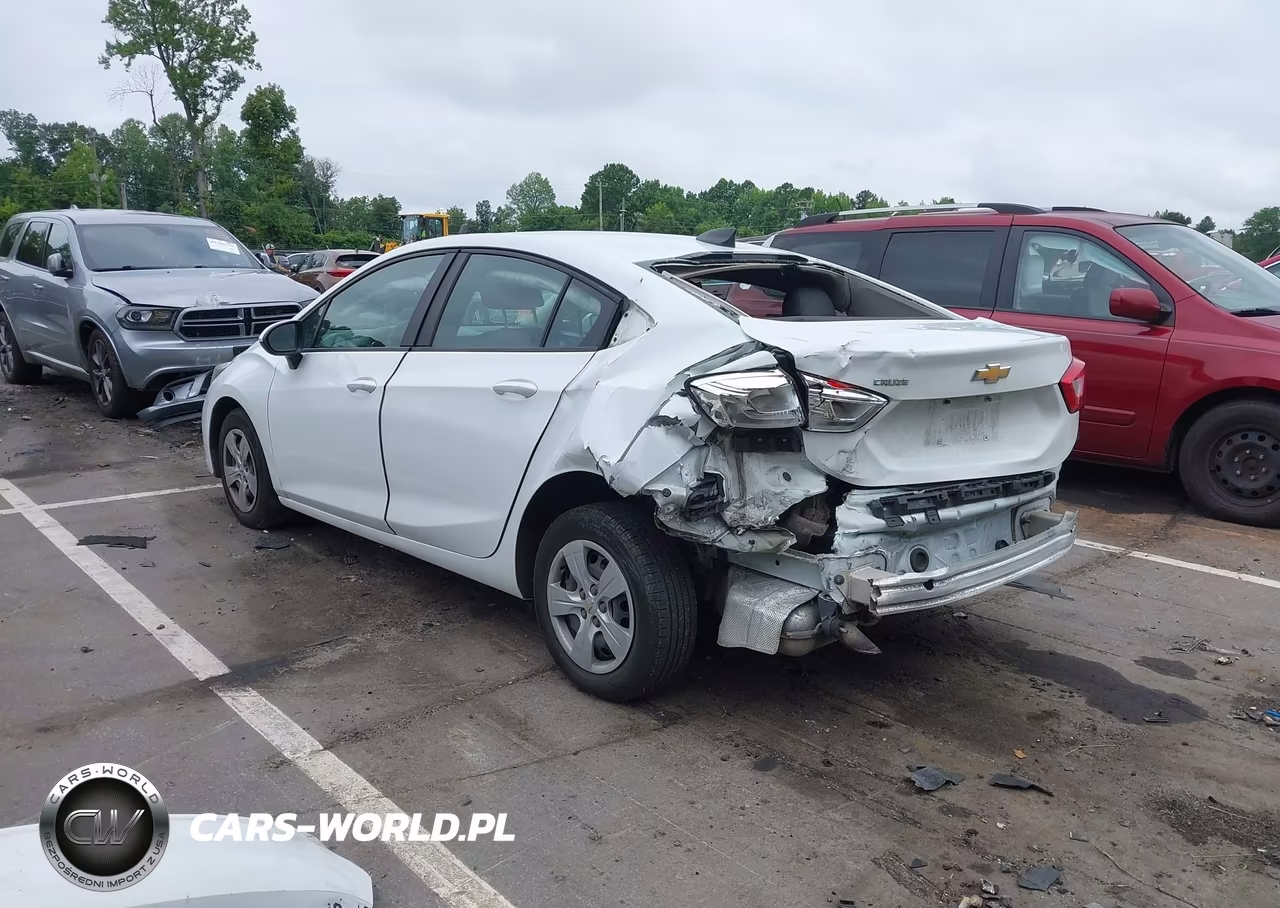 2018 Chevrolet Cruze Ls Auto VIN:1G1BC5SM4J7118731 - 3