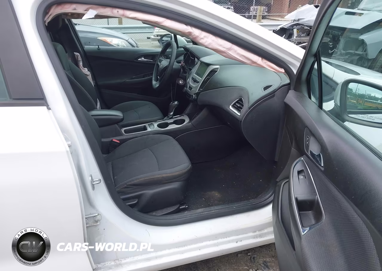 2018 Chevrolet Cruze Ls Auto VIN:1G1BC5SM4J7118731 - 5