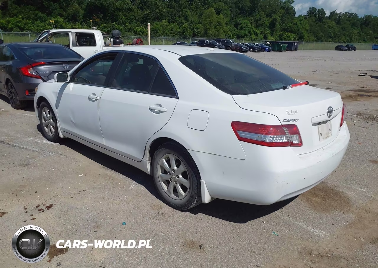 2011 Toyota Camry Le VIN:4T1BF3EK4BU742377 - 3
