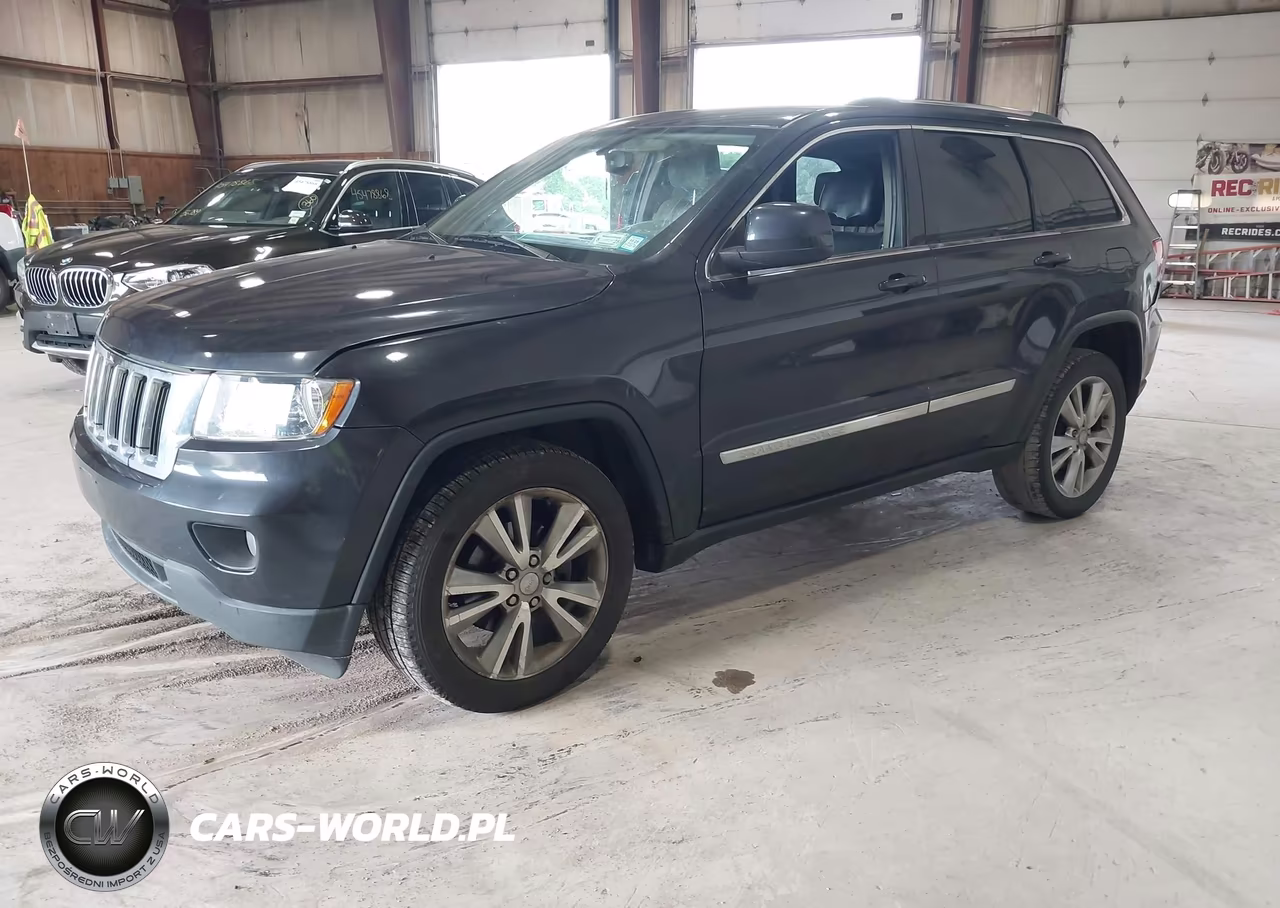 2013 Jeep Grand Cherokee Laredo VIN:1C4RJFAT2DC509964 - 2