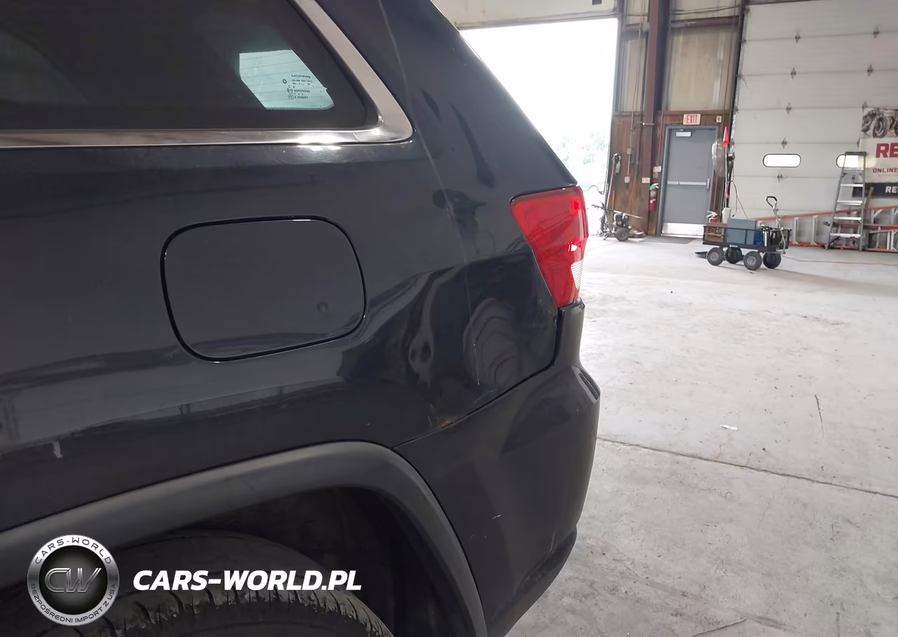 2013 Jeep Grand Cherokee Laredo VIN:1C4RJFAT2DC509964 - 6