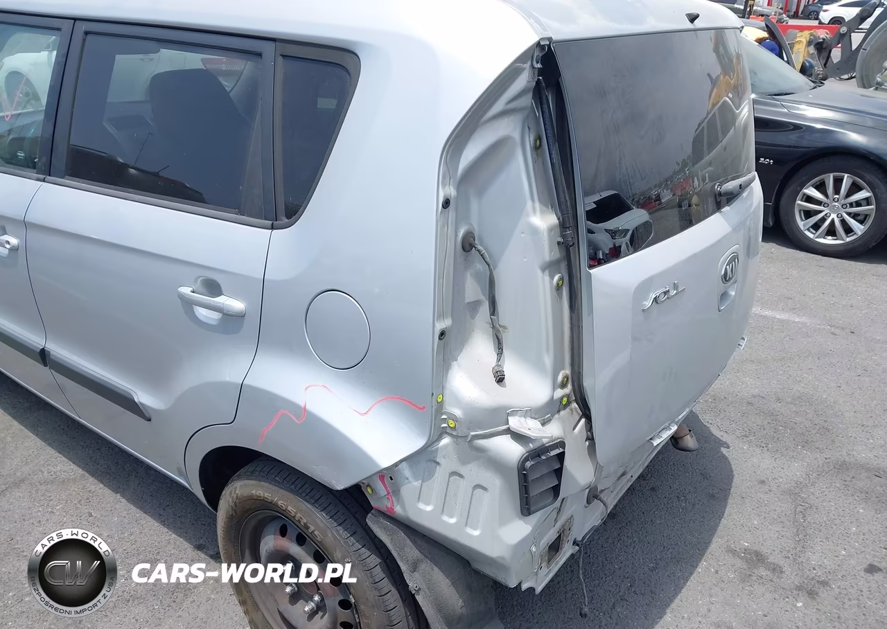 2013 Kia Soul VIN:KNDJT2A51D7542609 - 13